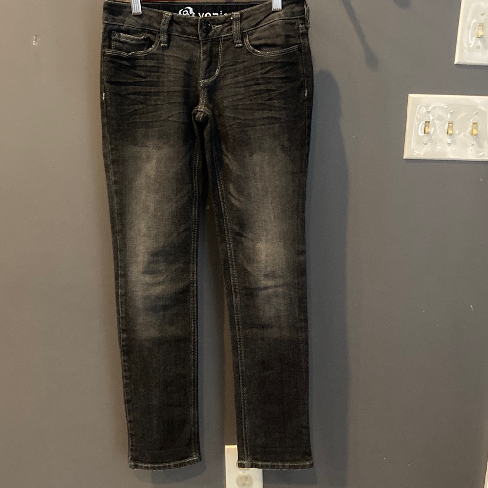 Bullhead Juniors size 0 gray Venice Skinny 0 short great condition